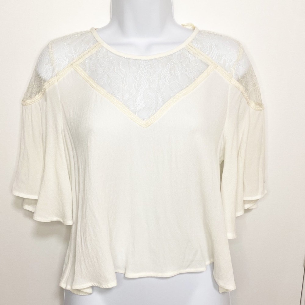 NWT MUSTARD SEED TOP LACE DETAIL SIZE MEDIUM
